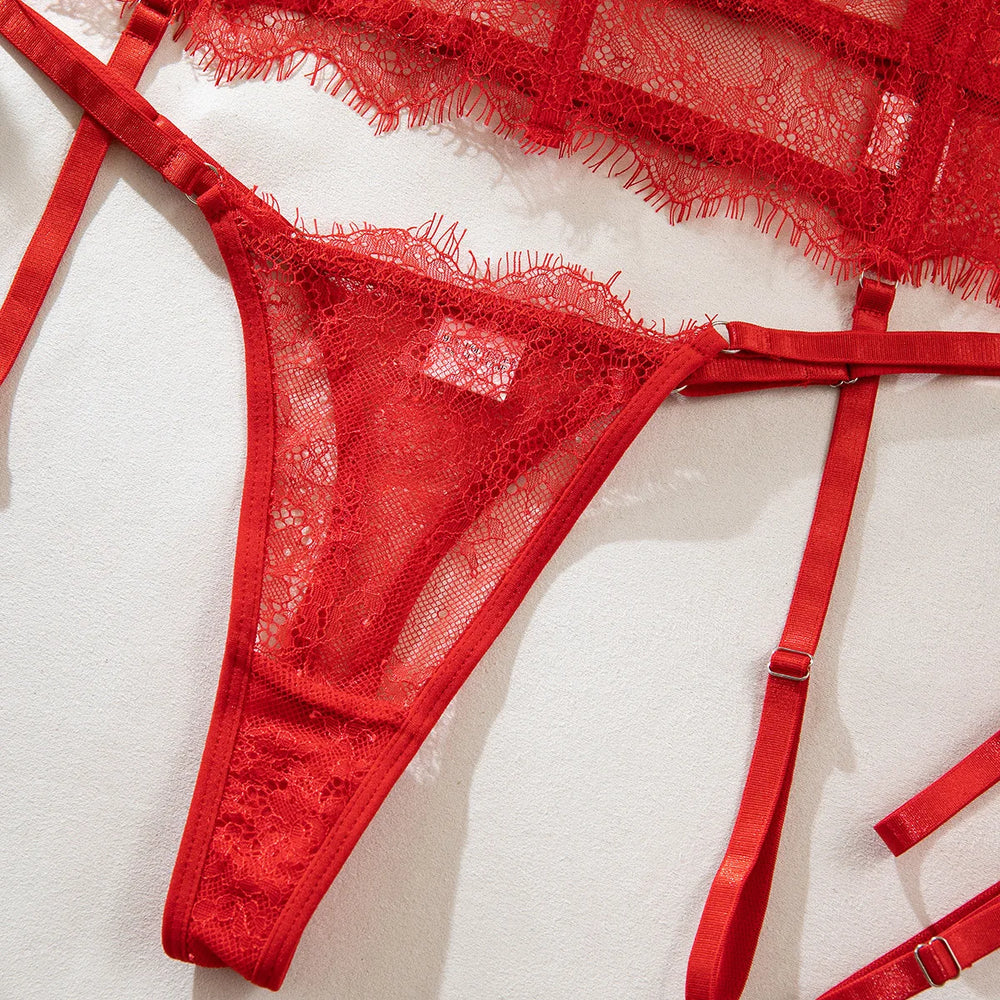 
                  
                    Koronkowy komplet bielizny Maurea
                  
                