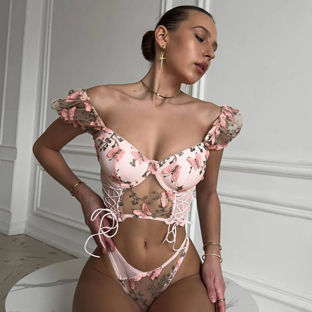 
                  
                    Komplet bielizny z topem Butterfly
                  
                