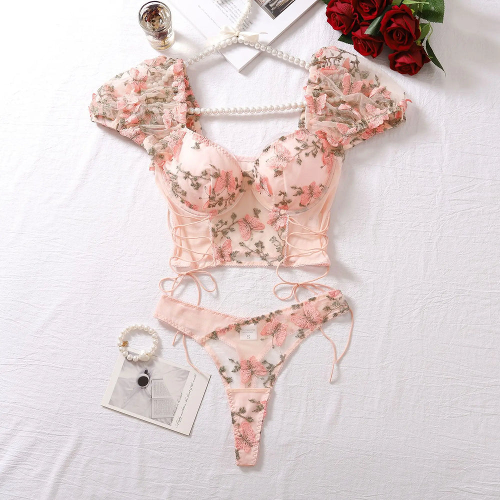 
                  
                    Komplet bielizny z topem Butterfly
                  
                