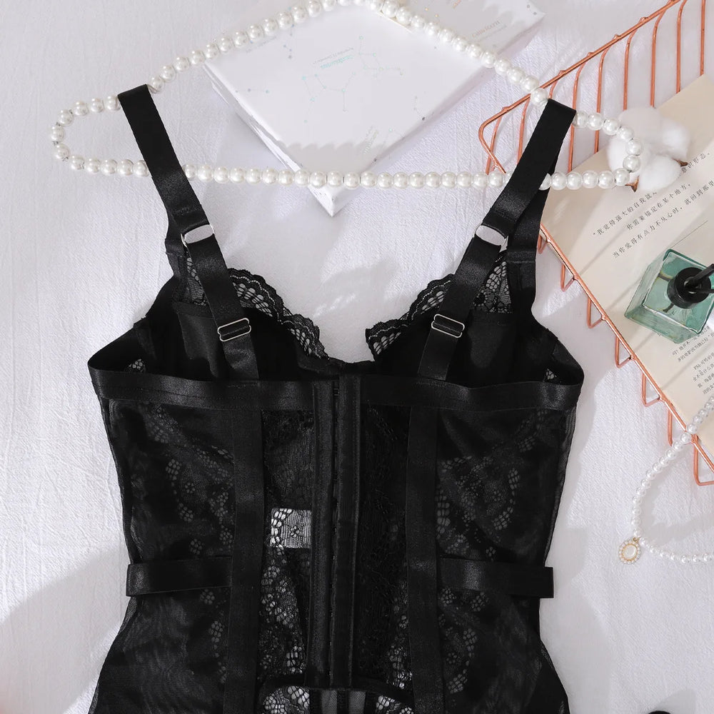 
                  
                    Koronkowa koszula nocna Rachel
                  
                